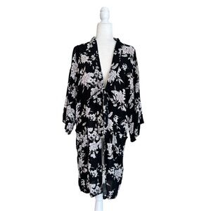 Spiritual Gangster Black and White Floral Print Tie Front Kimono Womens One Size